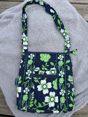 #floral #crossbodybag #BOCABAG Navy, Green & White #Quilted Crossbody Bag